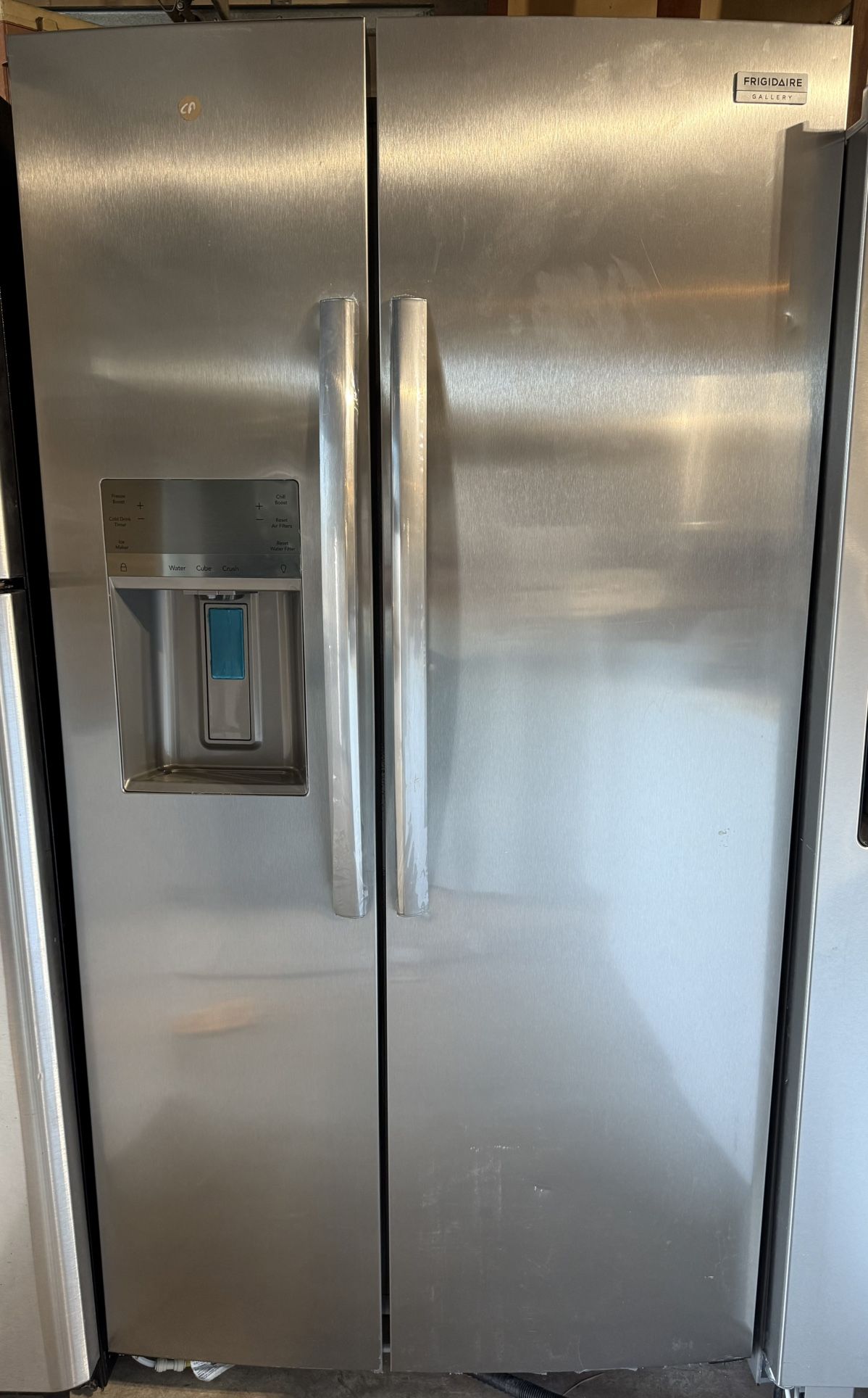 Brand New Frigidaire Refrigerator - Free Delivery! 