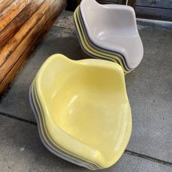 Eames Style Krueger Metal Products Mid Century Fiberglass Shell Chair
