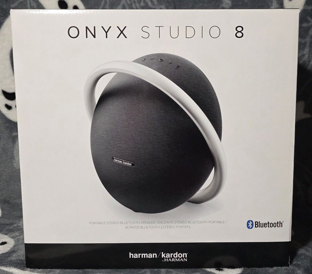 Harmon Kardon Onyx Studio 8
