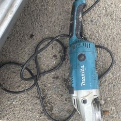 Makita 7” Grinder Corded $100 first come first serve