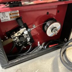 Lincoln Electric 140 Flux Core Welder