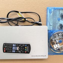 Panasonic 4K Blue-ray DMP-BDT270 Player with Remote