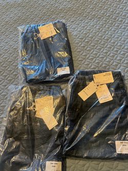 Women high rise ankle skinny jeans in true blue, size 6. Brand new with tags #highrise #ankle Size 6 new with tags , have 3 available and the price fo