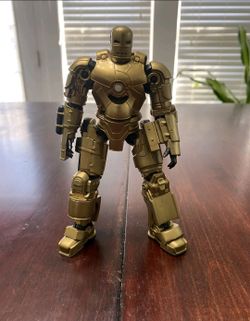 Hasbro IRON MAN MARK I Gold Armor Variant Action Figure