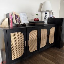 Buffet / console table