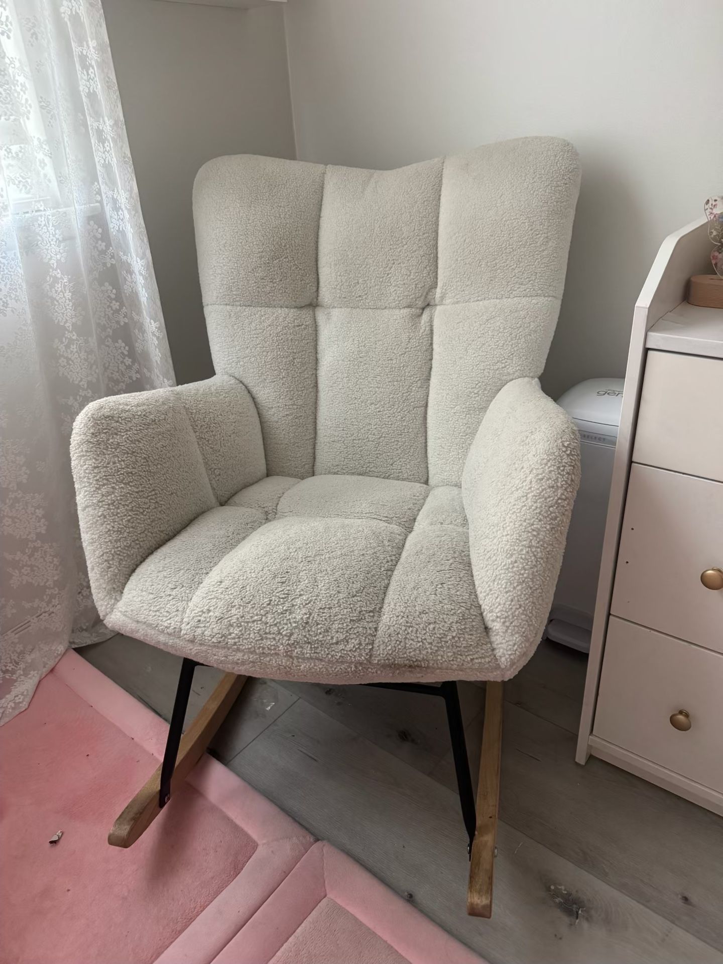 Rocking Chair 