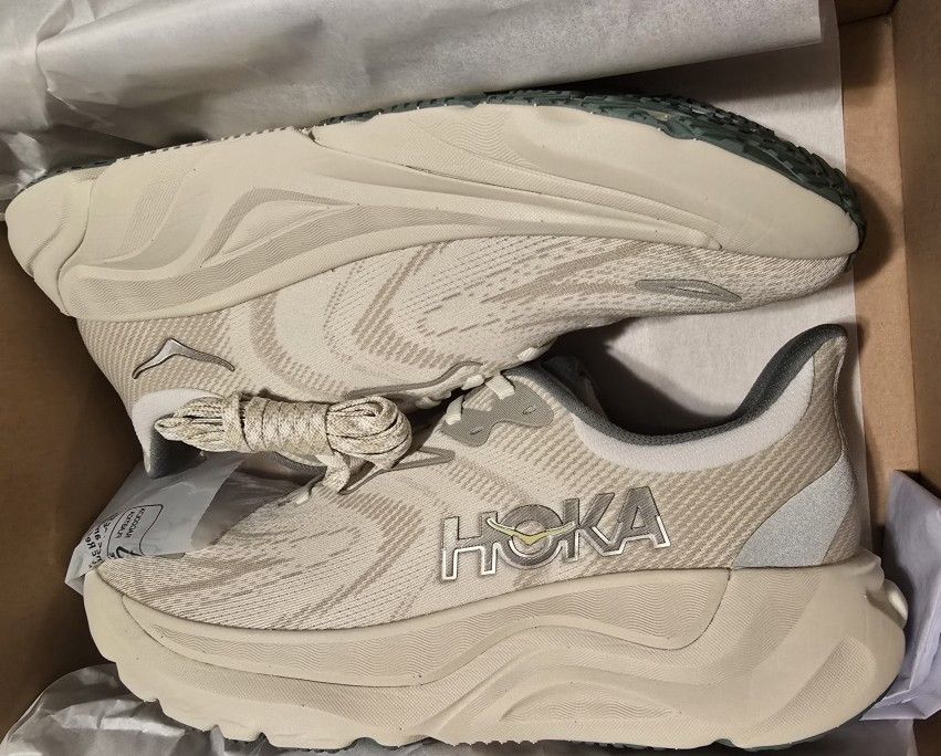 Hoka M ARIHI 8 MENS running  SHOES