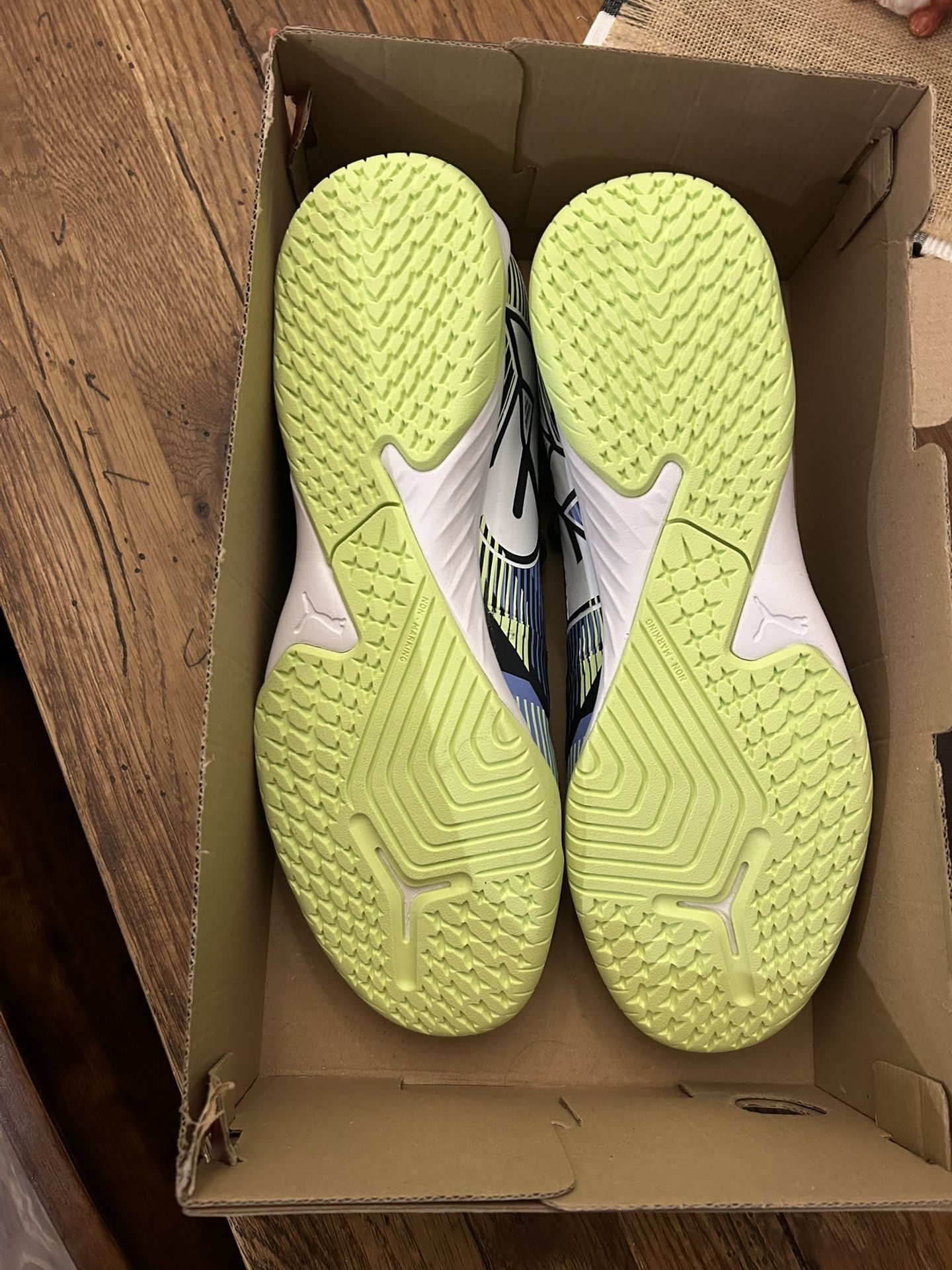 Brand New Futsal Indoor Soccer Shoe Cleat