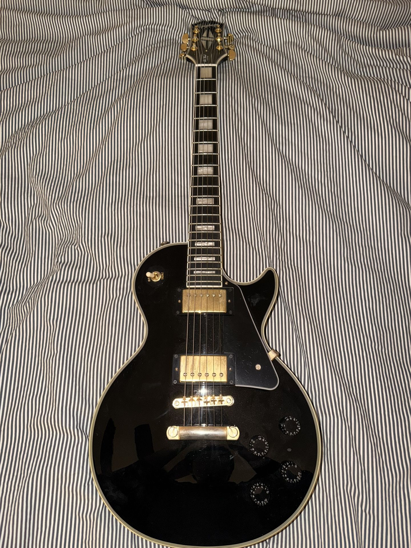 Epiphone Les Paul Custom