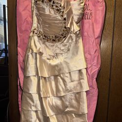 Tony Bowls Le Gala Homecoming Dress