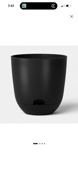 2 x 20” planter pot