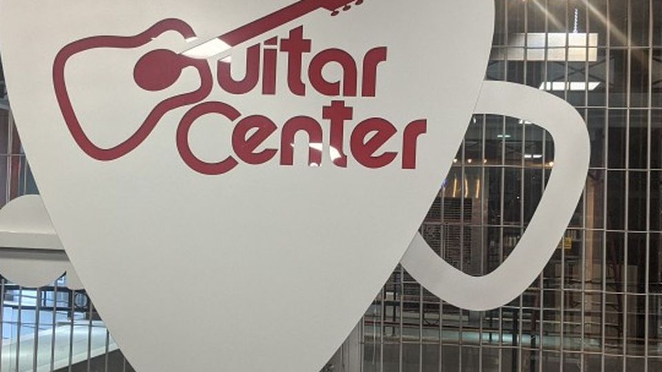 Guitar Center Signage