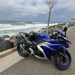 2017 Yamaha R3