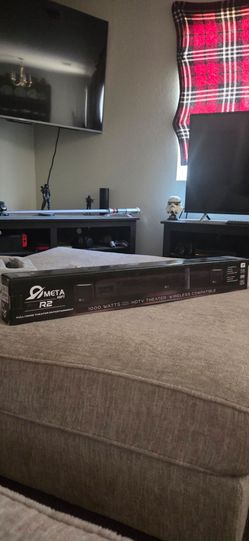 META HIFI R2 wireless speaker