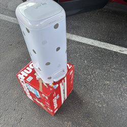 Diaper Genie And Diapers 174 Count