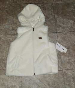 Dkny hooded fluffy vest new