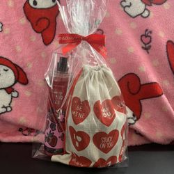 Bath And Body Works Candle & Fragrance Mist Valentines 💝 Bundle 