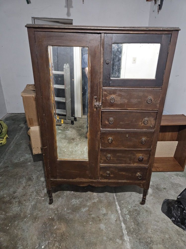 Antique Chifferobe Armoire-Circa 1(contact info removed)