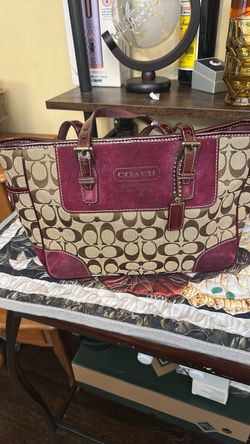 Coach Signature Tote Bag