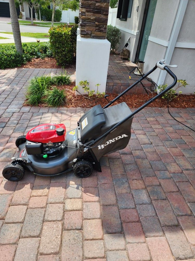 Honda 663020 21 in. GCV170 Engine Smart Drive Variable Speed 3in1