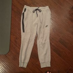 Nike Tech Fleece Jogger Pants In Grey