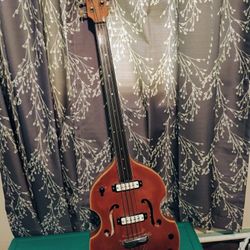 Eko 995 Bass Guitar 
