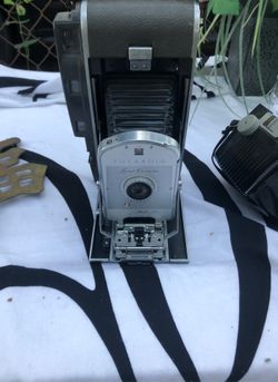 Land Camera Model 160