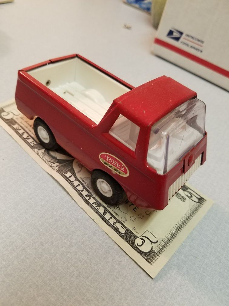 Vintage tonka van