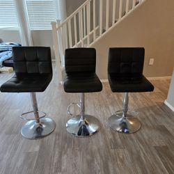 3 Bar Stools