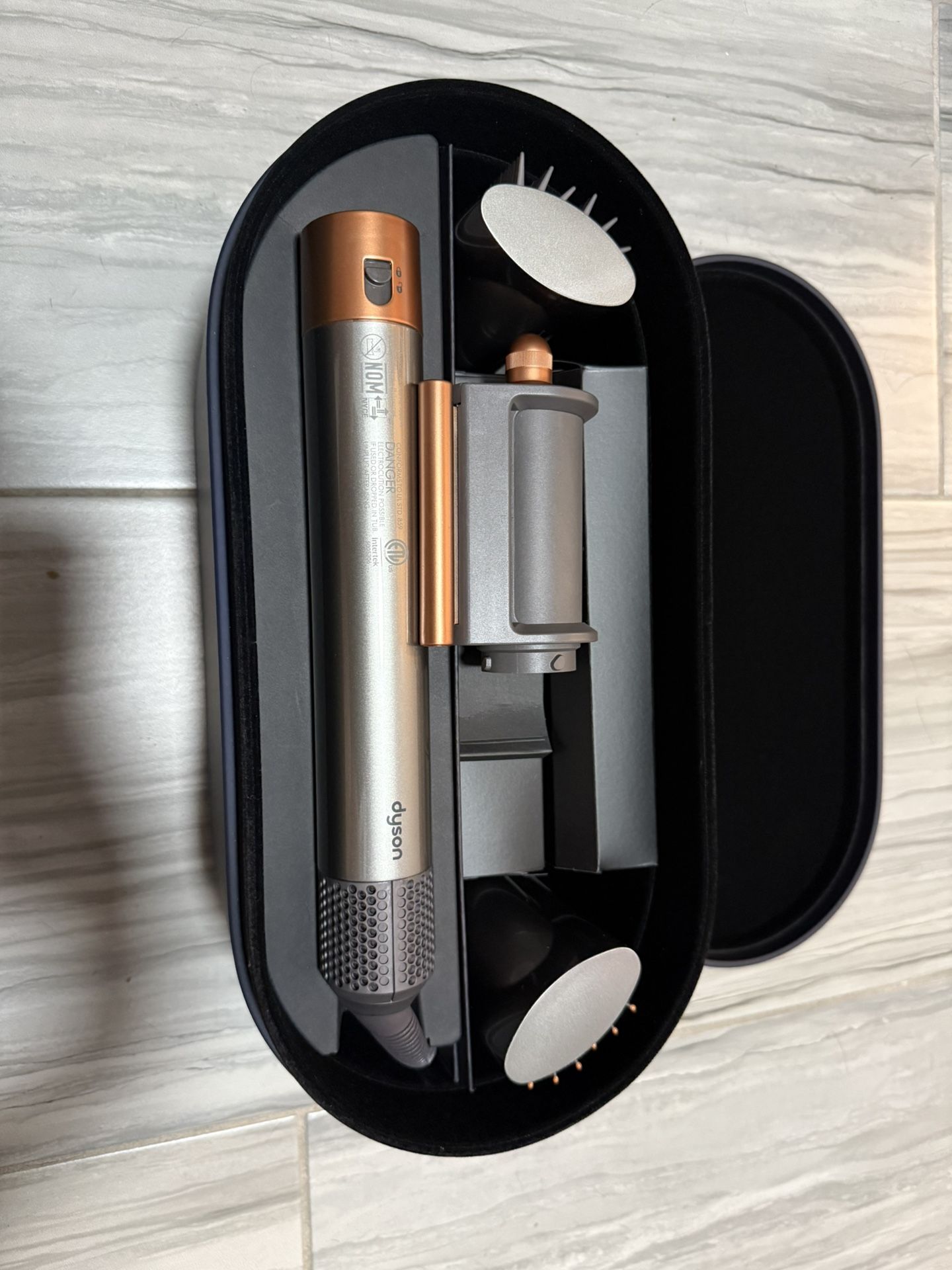 NEW Dyson Air Wrap Styler Dryer