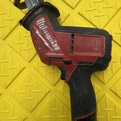 Milwaukee 12v Sawzall 