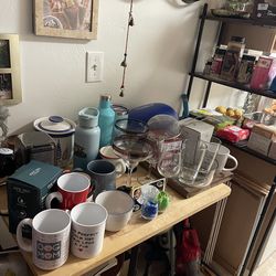 Mugs, glasses, waterbottles $2 each!