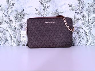 Mk crossbody nueva