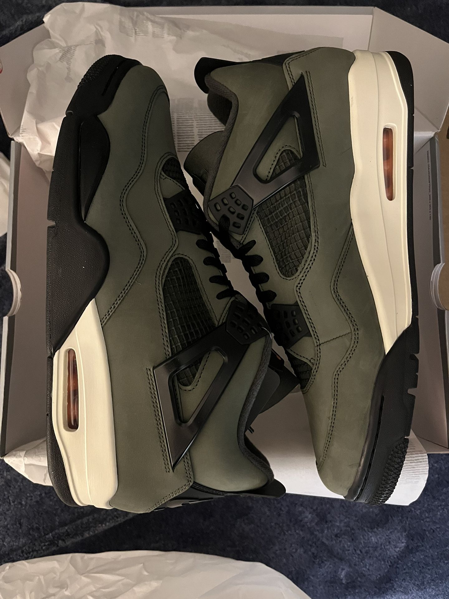 Jordan 4 Undefeated (size 14)