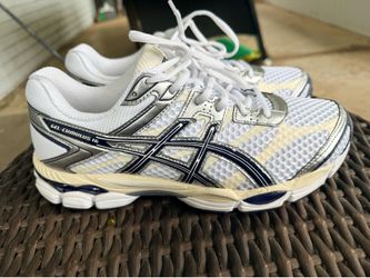 ASICS Gel-Cumulus 16 size 9.5