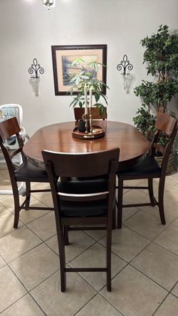 Dinning table