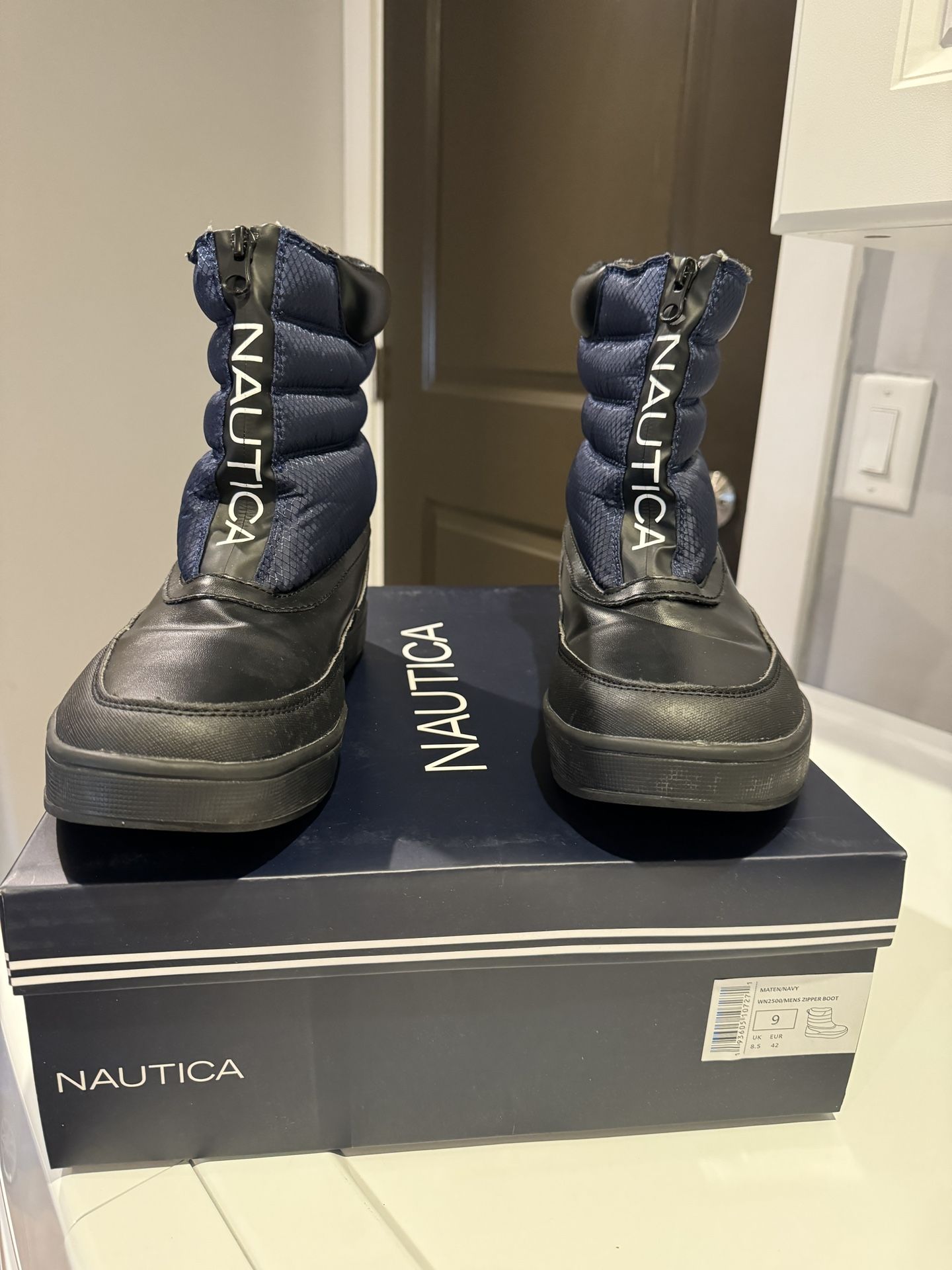 Men Size 9 Nautica Snow Boots