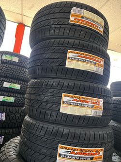 📲✔️235/40:18 Vendo set de Llantas Nuevas arroyo