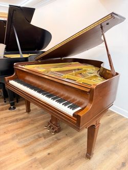 Knabe Walnut Baby Grand Piano/ Delivery Available