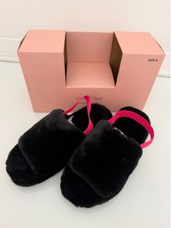 Via Rosa Women slippers size 8 new