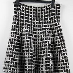 Max Studio Black And White Skirt 