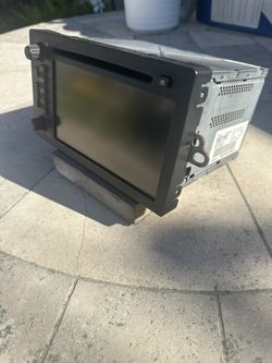 GMC - Chevrolet Navigation GPS CD Player Radio OEM Part #10377287