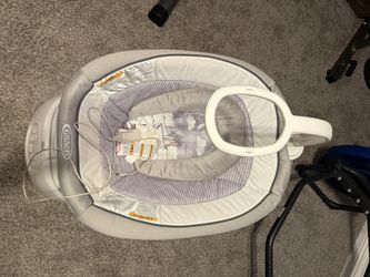 Graco Sense2Soothe Baby Swing