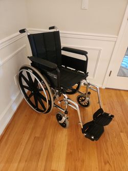 16" Manual Wheelchair w/ Footrests Folds