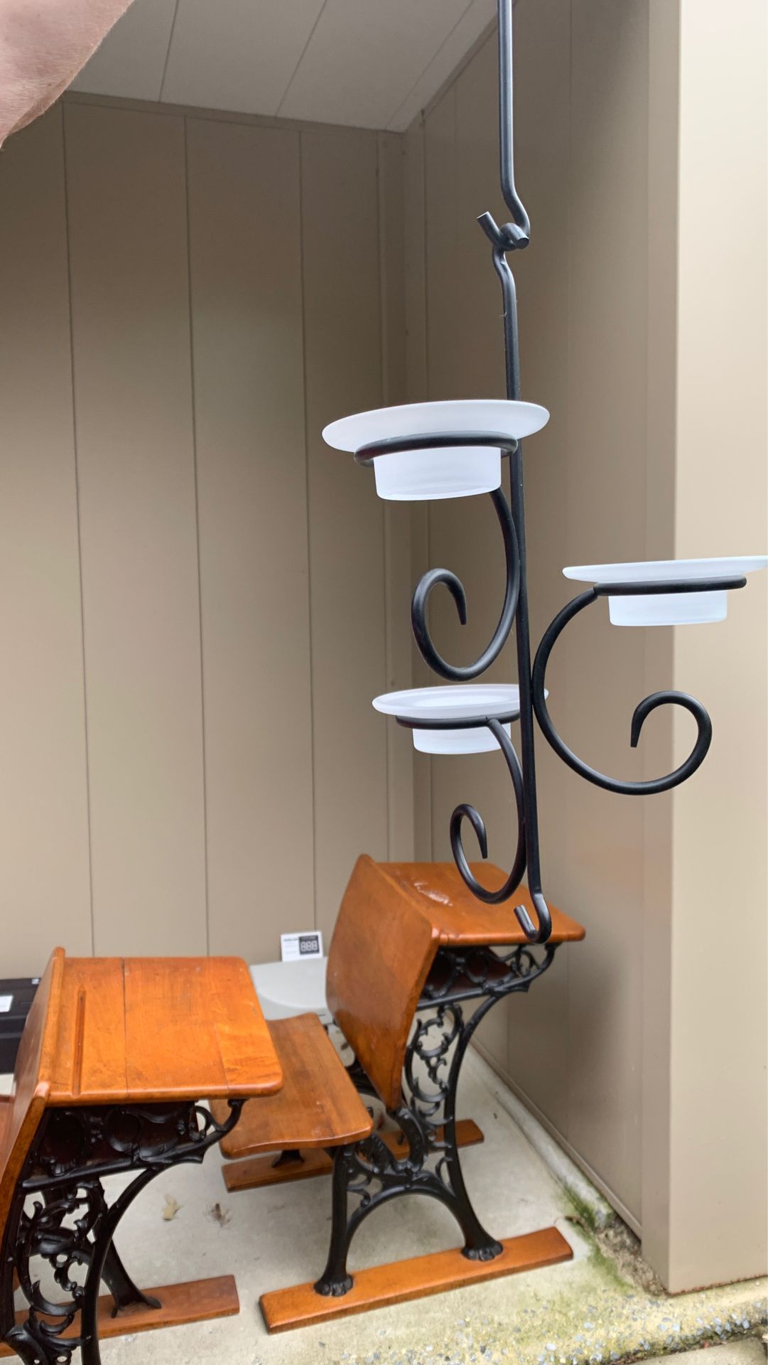 Candle holder