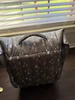 Baby delight bassinet $10