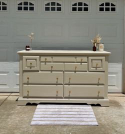 Restored Vintage Bassett Solid Wood Dresser – Cream White