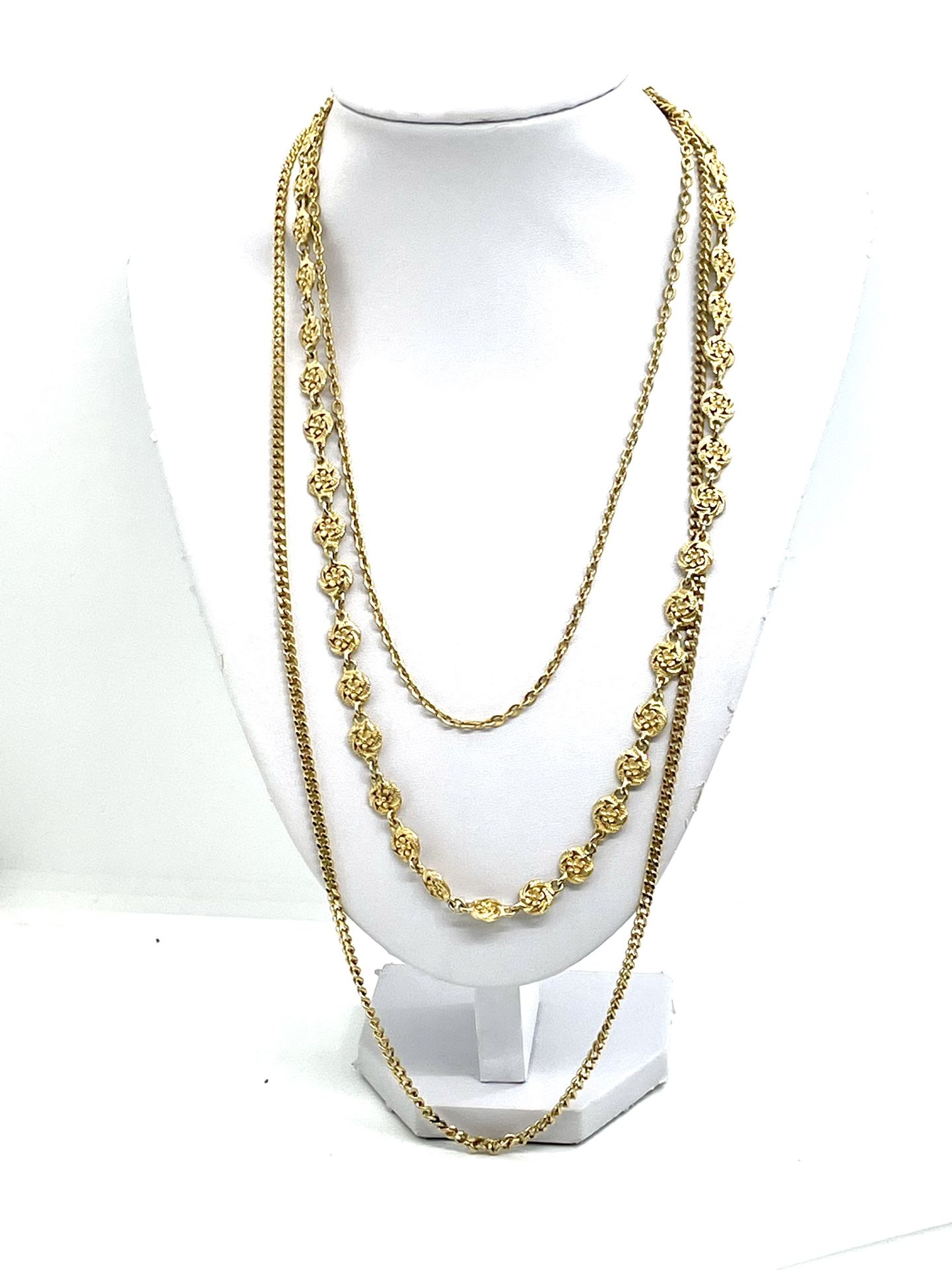 Vintage 3 Strand Floral Necklace