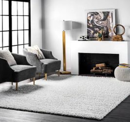 Marleen Plush Shag White 8ft Square Area Rug