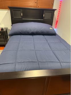 City Furniture - full size bed, dresser & nightstand